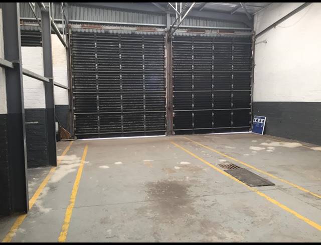 450M² FACTORY SOLD IN PAARDEN EILAND